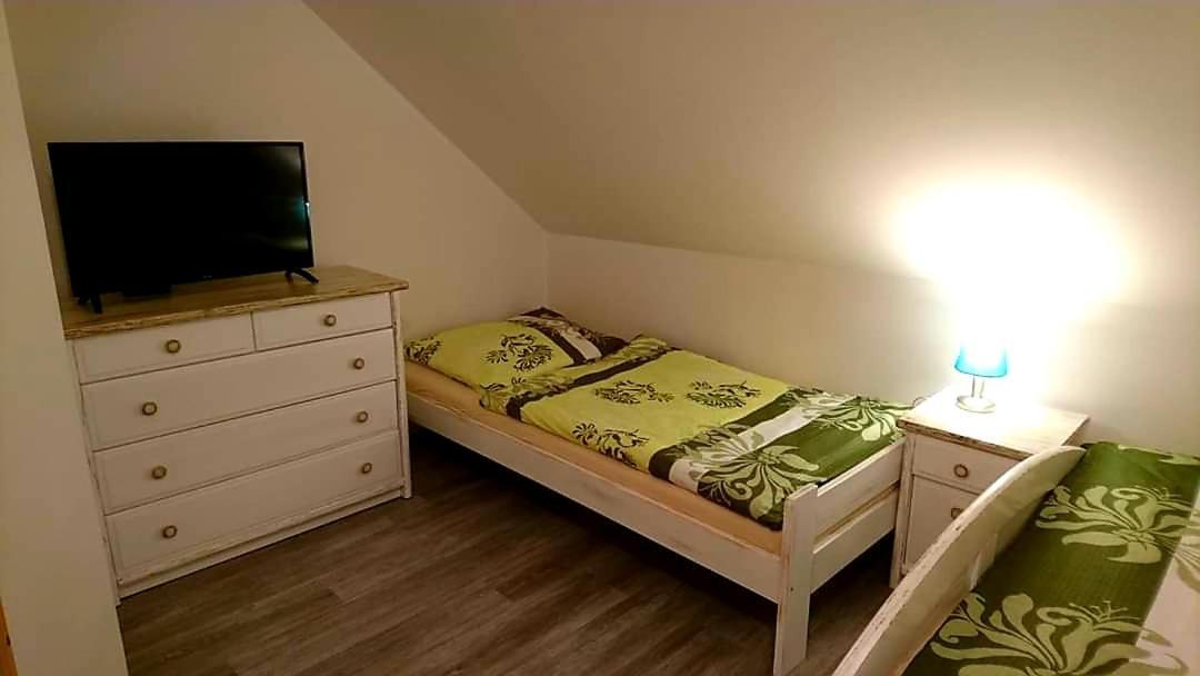 Dum A Chatka Pod Smrkem Nove Mesto pod Smrkem Exterior foto