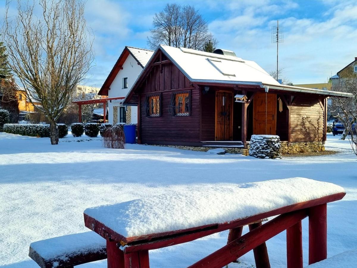 Dum A Chatka Pod Smrkem Nove Mesto pod Smrkem Exterior foto